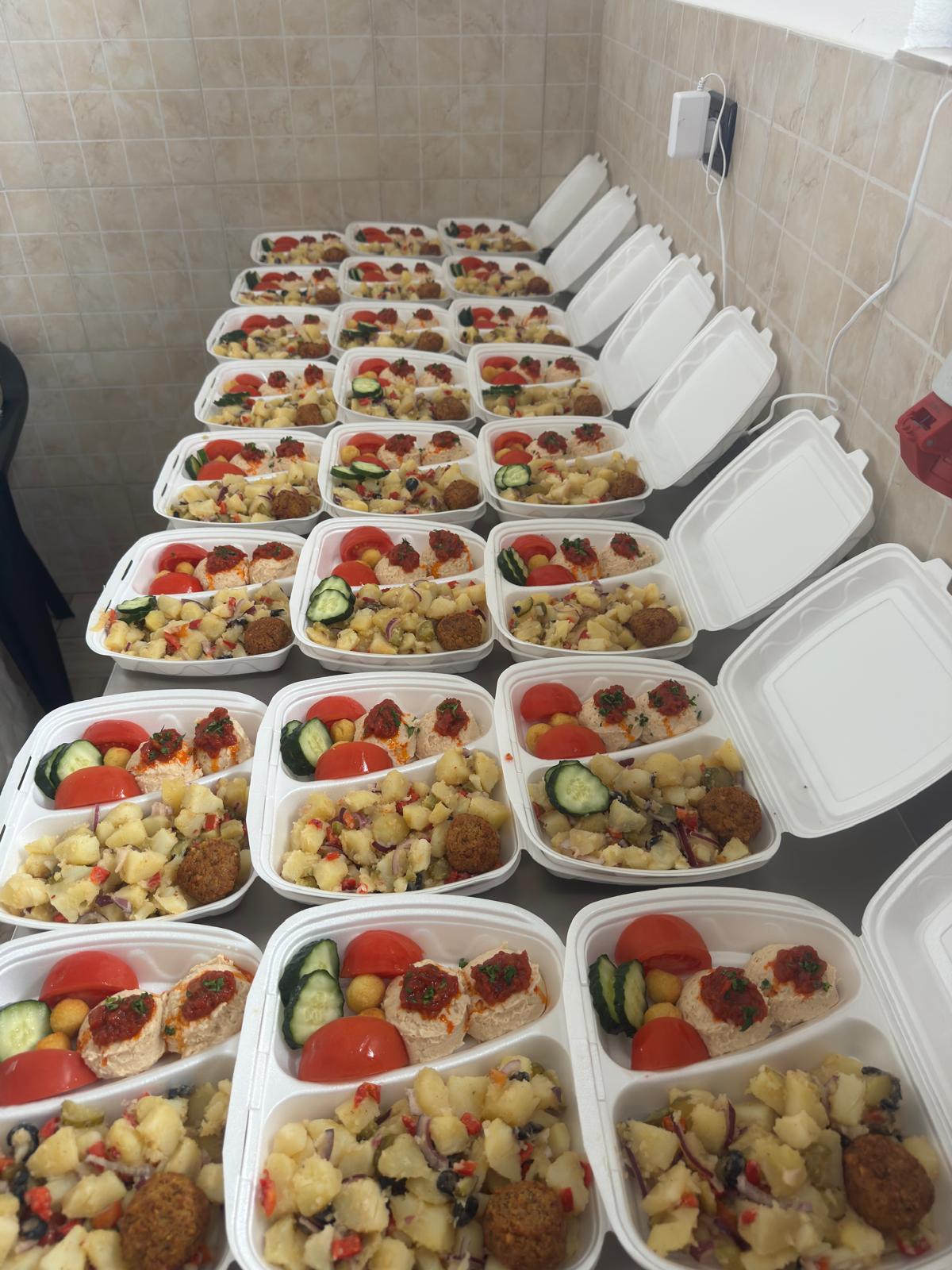 Pachete parastase Stoina - mâncare tradițională pentru parastase